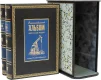 Книга 'Энциклопедический альбом нефти и газа России (2 тома, №2)' с футляром
